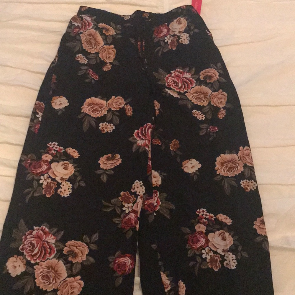 Xhilaration pants